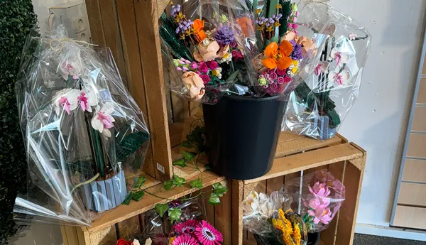Florist 4 1200X1200