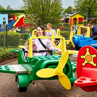 009 Legoland K1A0200 Final 700X500
