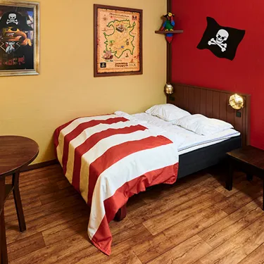 LEGOLAND Holiday Village Pirate Room 1 700X500